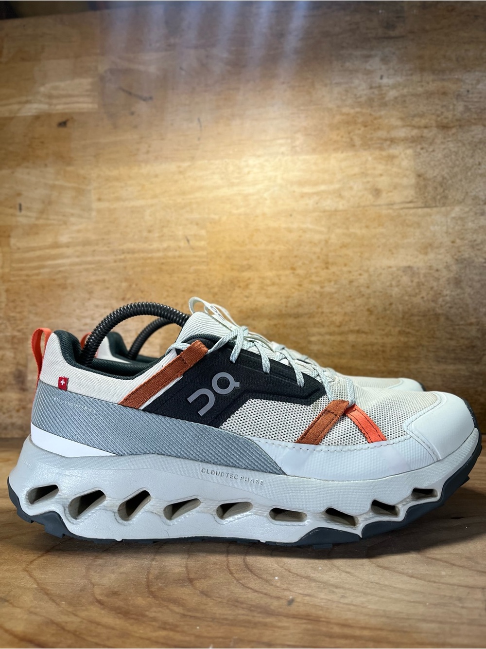 On Cloudhorizon CUSHIONED Mens Size 9.5 Trail Running Shoes Sneakers Aloe Frost